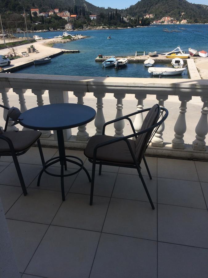 Villa Menalo Hodilje 外观 照片